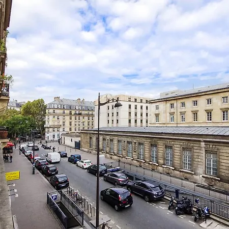 Pinot Grigio Appartamento Parigi